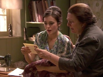 Rosario recibe una carta de su hija Mariana