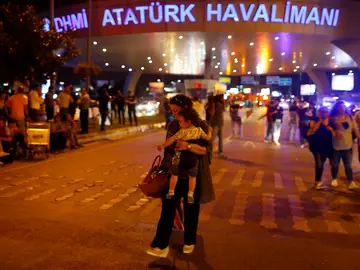 Atentado en el principal aeropuerto de Estambul Atentado en el principal aeropuerto de Estambul