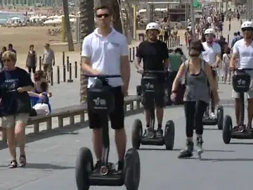 Frame 13.337302 de: Patinetes eléctricos y similares, prohibidos en algunas zonas de Barcelona Frame 13.337302 de: Patinetes eléctricos y similares, prohibidos en algunas zonas de Barcelona