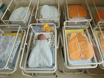 Nacen menos personas de las que mueren Nacen menos personas de las que mueren