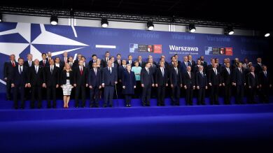 Rajoy difunde un vídeo en Twitter saludando a Obama, un 