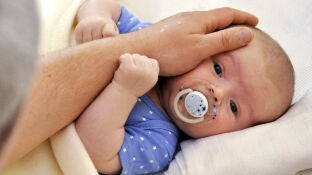 Beb&eacute; hospitalizado