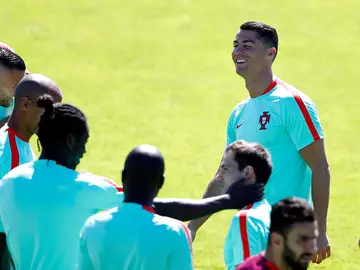 Cristiano Ronaldo, en el entrenamiento de Portugal Cristiano Ronaldo, en el entrenamiento de Portugal