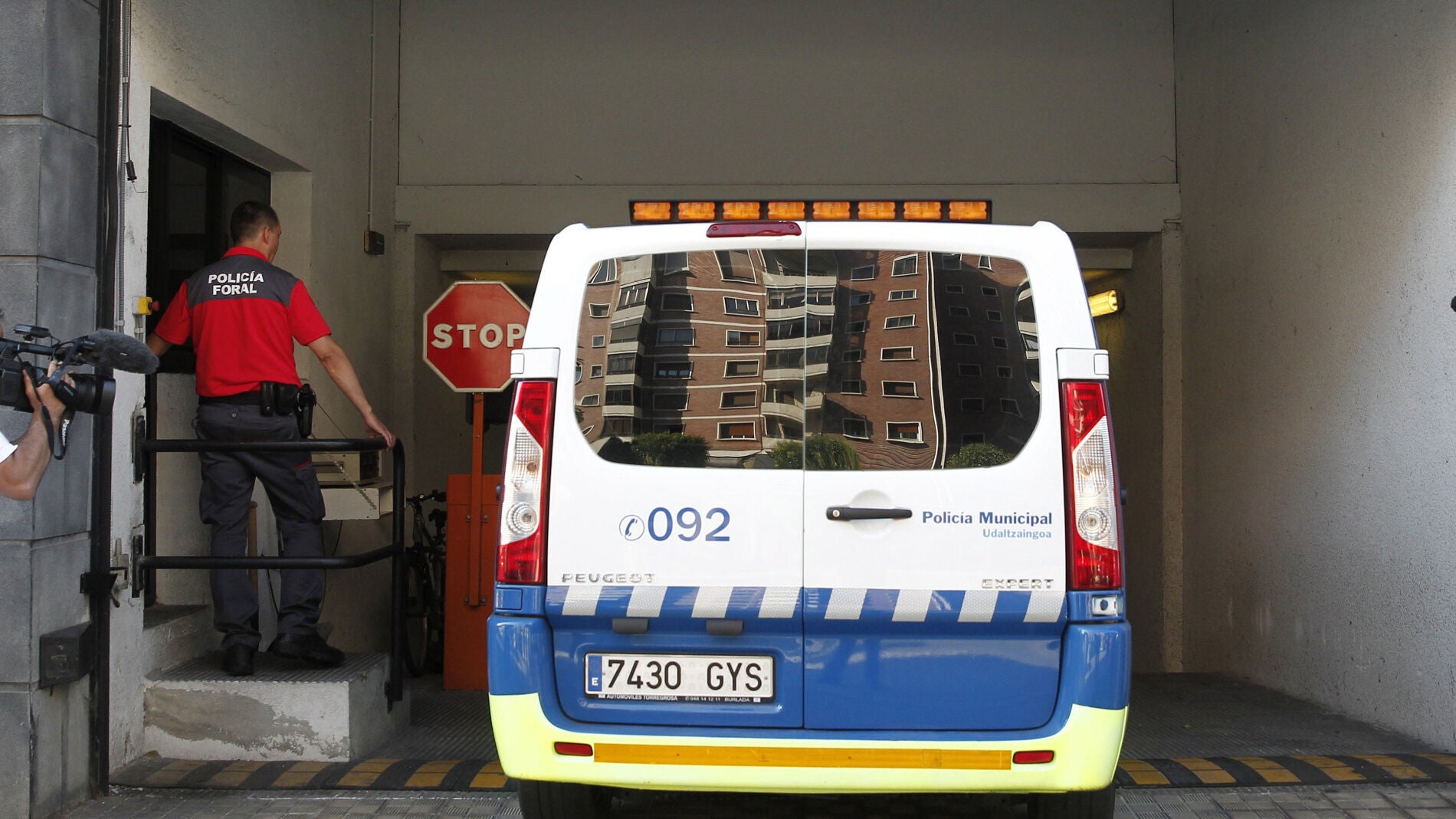 Un furg&oacute;n de la Polic&iacute;a Municipal