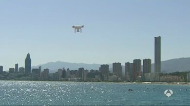 El dron, una nueva herramienta de la policía para que las playas estén en perfecto estado y sean más seguras