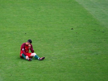 Cristiano no pudo contener las lágrimas al no poder continuar en la final