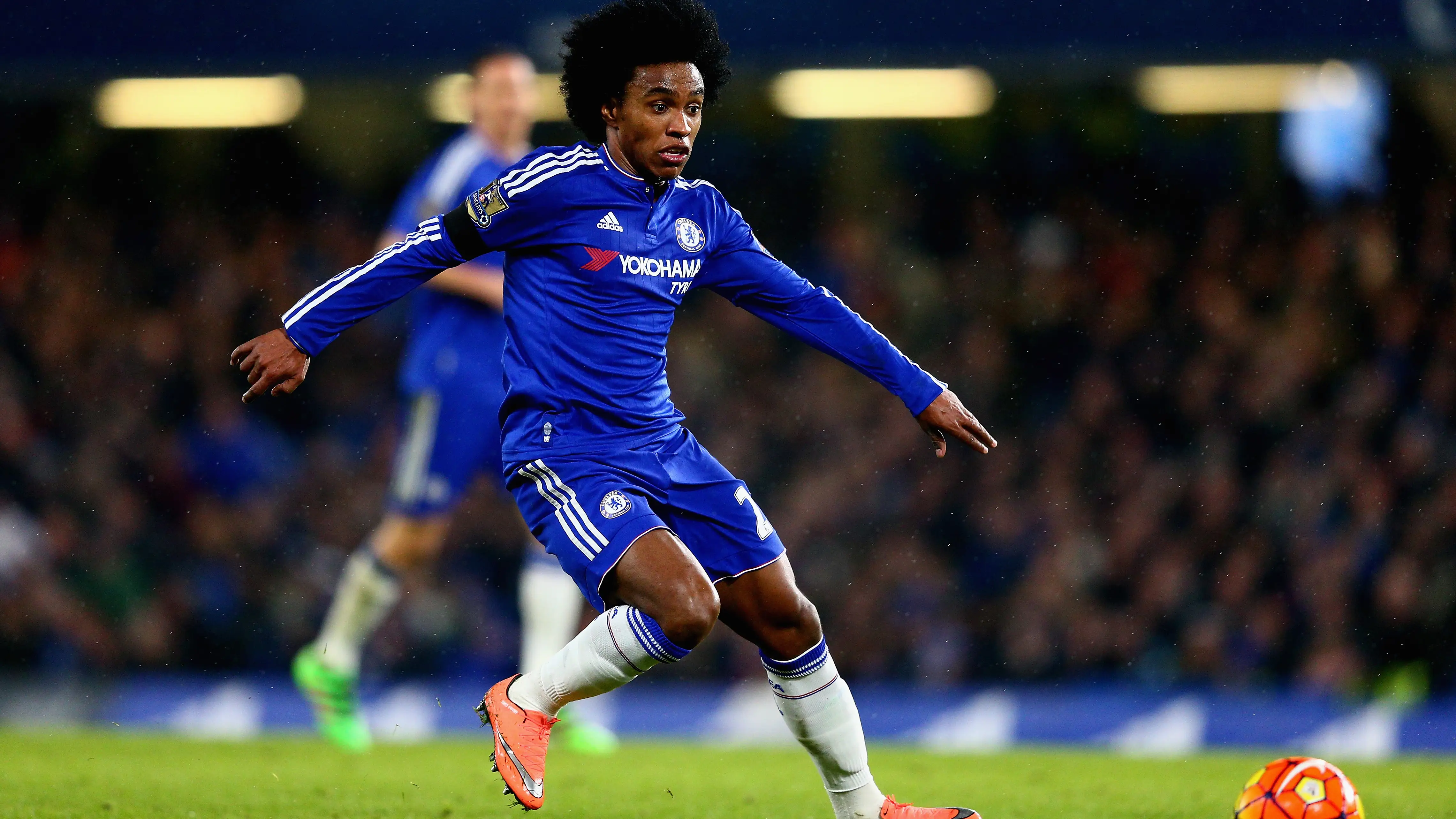 Willian renueva con el Chelsea