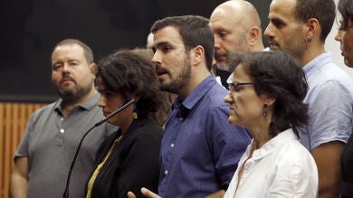 Garzón reprocha a los socialistas que no intenten un gobierno alternativo al PP