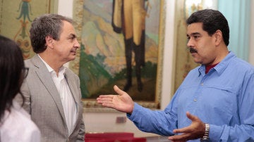 Zapatero junto a Maduro en el Palacio de Miraflores