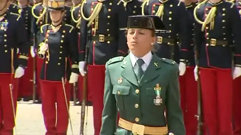 Frame 9.670699 de: Una teniente, primera de su promoción en la Guardia Civil, hecho sin precedentes Frame 9.670699 de: Una teniente, primera de su promoción en la Guardia Civil, hecho sin precedentes