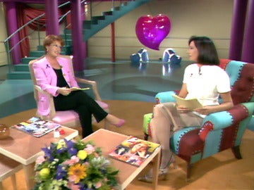 Rosa Villacastín y Ana Rosa Quintana presentaban 'Extra Rosa' en Antena 3 Rosa Villacastín y Ana Rosa Quintana presentaban 'Extra Rosa' en Antena 3