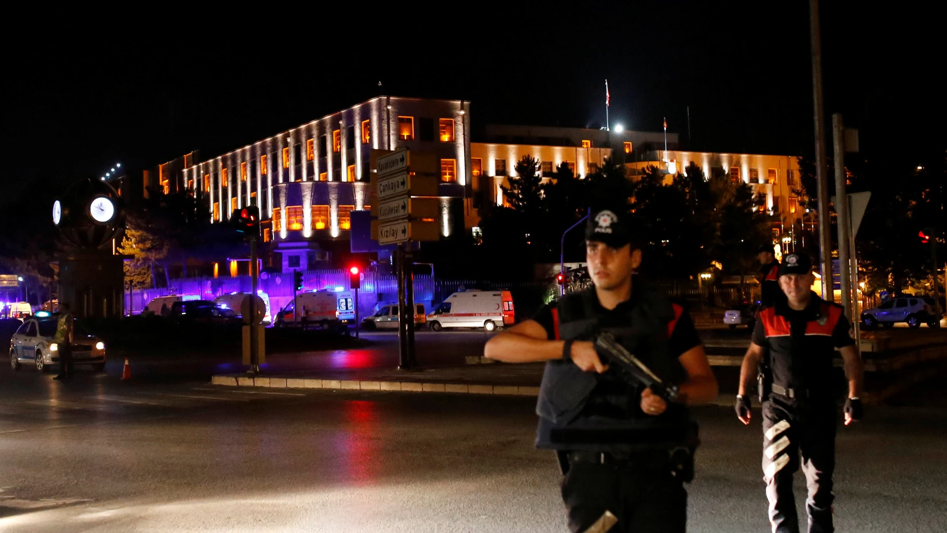 Intento de golpe de Estado en Turquía Intento de golpe de Estado en Turquía