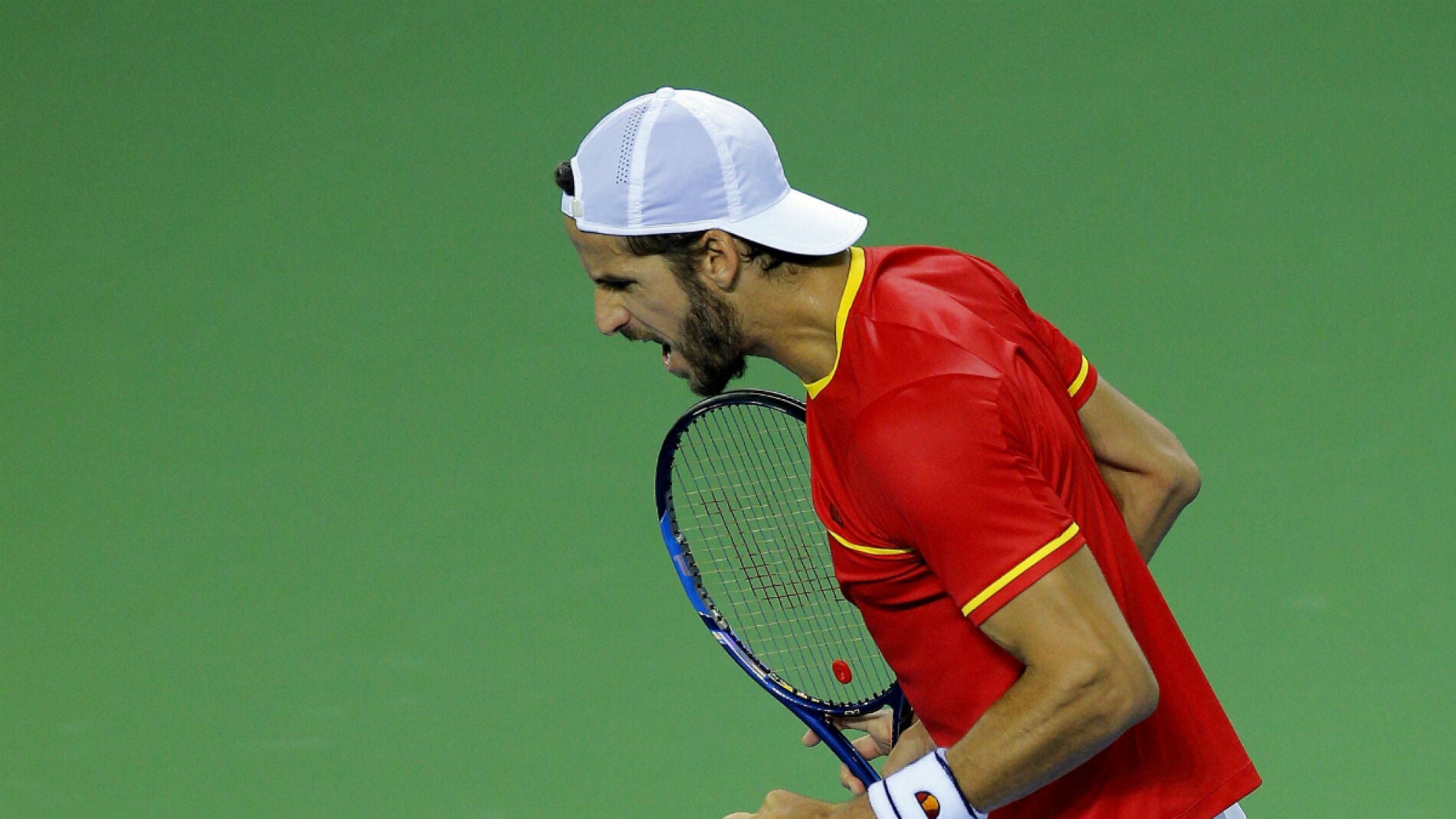 Feliciano L&oacute;pez celebra una victoria