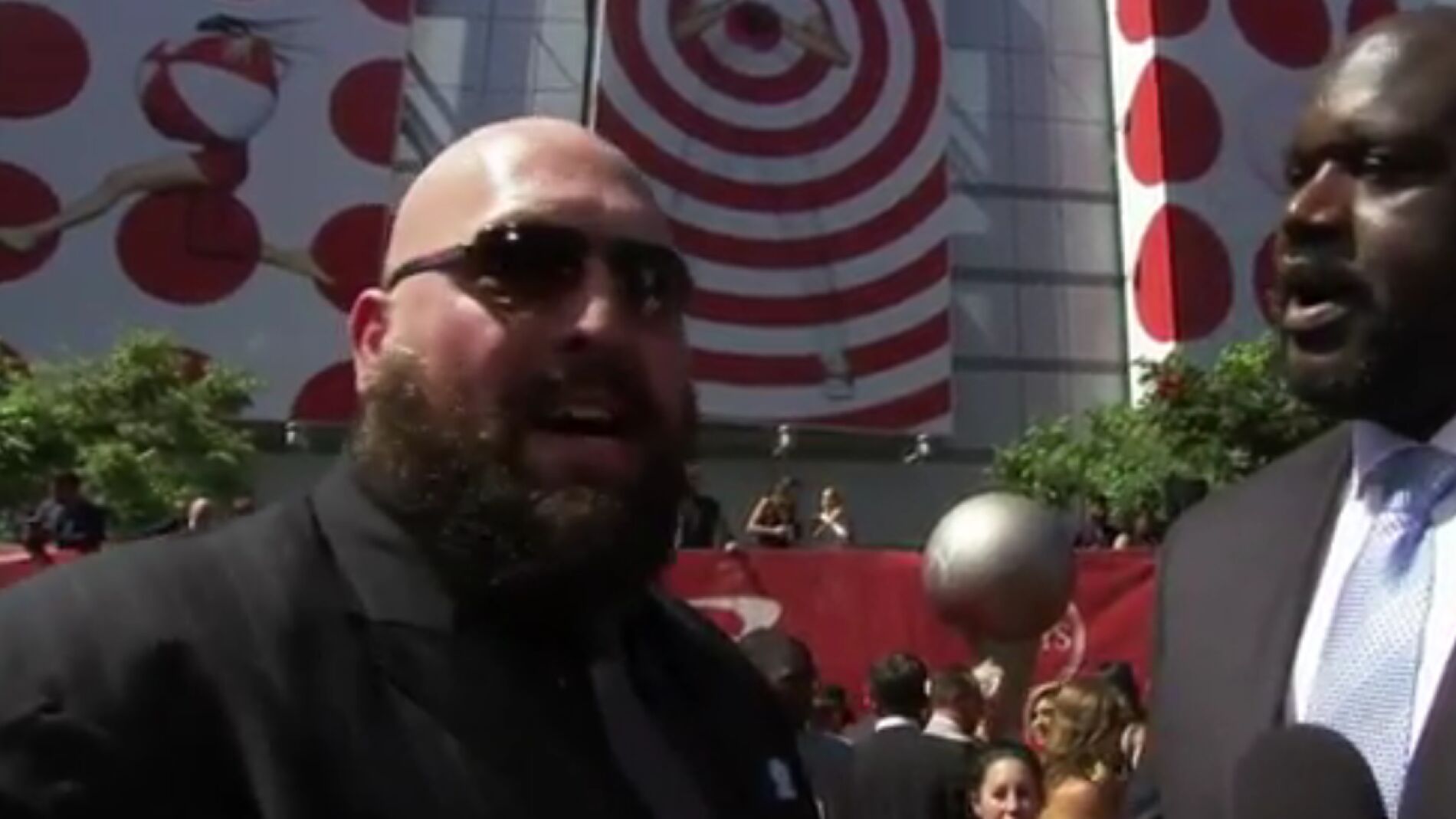 Big Show reta a Shaquille O'Neal a un combate