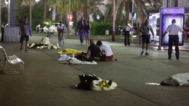 Al menos 84 muertos en un atentado terrorista en Niza