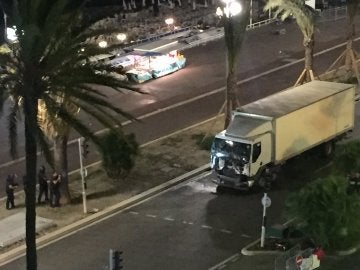 El camión que ha atropellado a una multitud