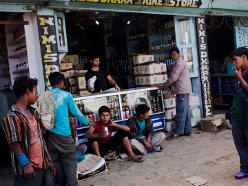 Una tienda local en la que se vende alcohol