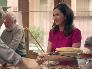 Sofía quiere que Guillermo se acerque a Carlota Sofía quiere que Guillermo se acerque a Carlota