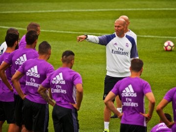 Zidane, en la pretemporada del Real Madrid en Canadá
