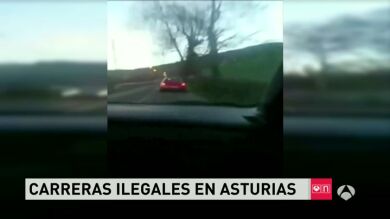 Se graban mientras protagonizan carreras ilegales en Asturias