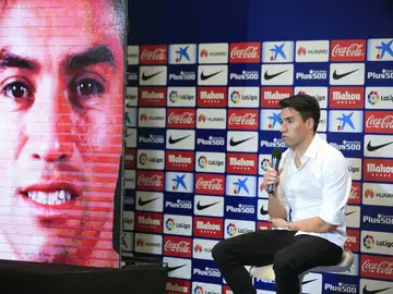 Nico Gaitán, durante su presentación en el Atlético de Madrid Nico Gaitán, durante su presentación en el Atlético de Madrid
