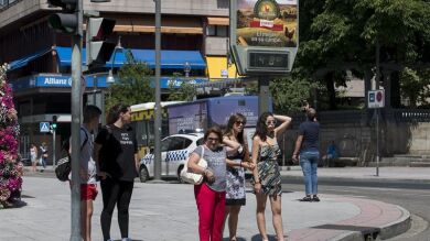 Alerta en 22 provincias por altas temperaturas y fuerte oleaje