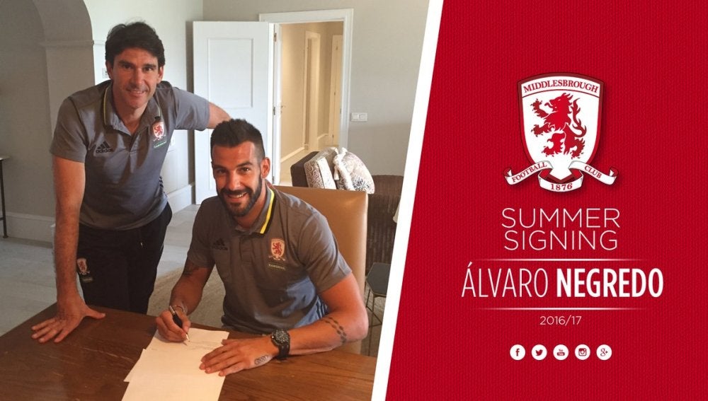 Negredo y Karanka posan juntos