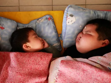 Las dos caras de los niños en China: obesidad y vida saludable Las dos caras de los niños en China: obesidad y vida saludable