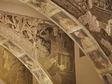 Imagen de las pinturas murales de la Sala Capitular del monasterio oscense Imagen de las pinturas murales de la Sala Capitular del monasterio oscense