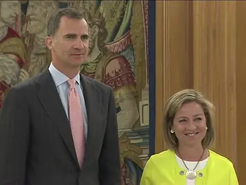 Frame 66.837466 de: Ana Oramas acude a Zarzuela esperando a un acuerdo PP-Ciudadanos Frame 66.837466 de: Ana Oramas acude a Zarzuela esperando a un acuerdo PP-Ciudadanos
