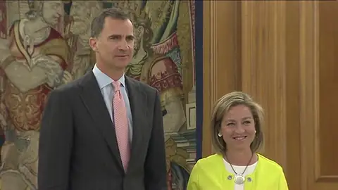 Frame 66.837466 de: Ana Oramas acude a Zarzuela esperando a un acuerdo PP-Ciudadanos Frame 66.837466 de: Ana Oramas acude a Zarzuela esperando a un acuerdo PP-Ciudadanos