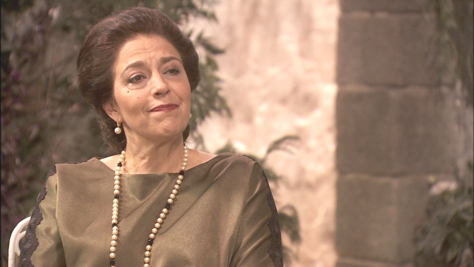 Qu&eacute; tiene Francisca entre manos