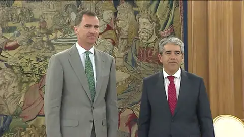 Frame 20.278226 de: Homs explica al Rey la posición de CDC Frame 20.278226 de: Homs explica al Rey la posición de CDC