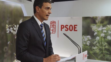 Aumenta la presión sobre Pedro Sánchez antes de su encuentro de mañana con Rajoy