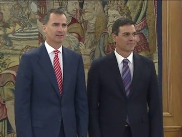 Frame 17.679201 de: Sánchez insistirá ante el Rey en que Rajoy “tiene la responsabilidad”