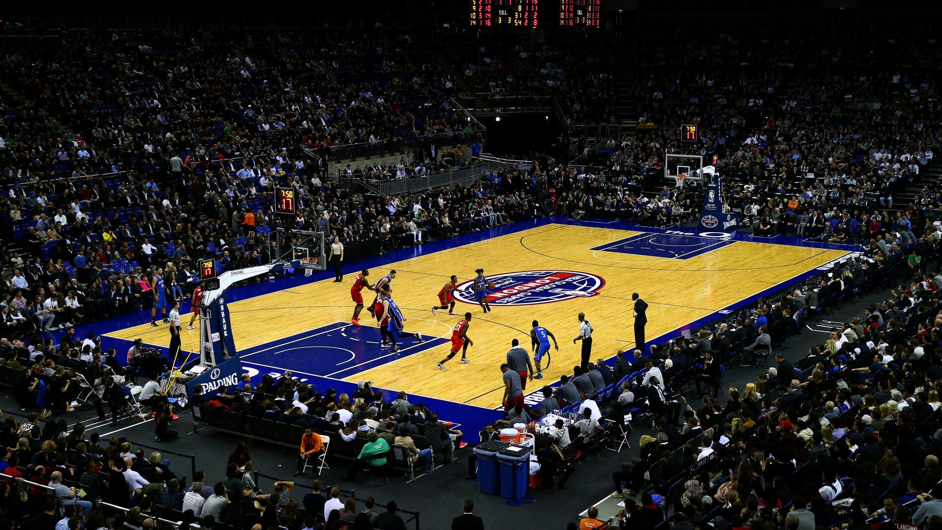 Panor&aacute;mica del partido de la NBA jugado en el O2 Arena