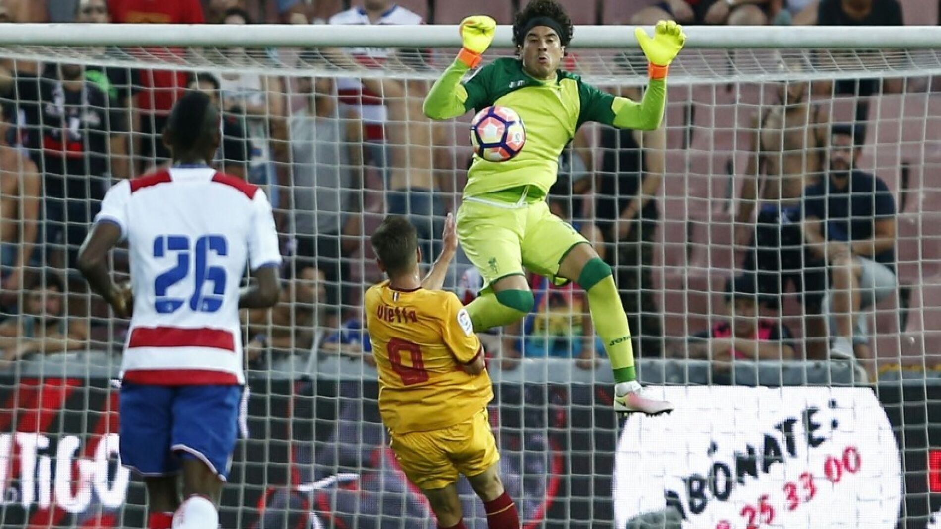 Vietto se estrena como goleador de Sevilla