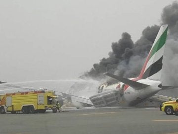 Avión de Emirates tras un aterrizaje forzoso en Dubái