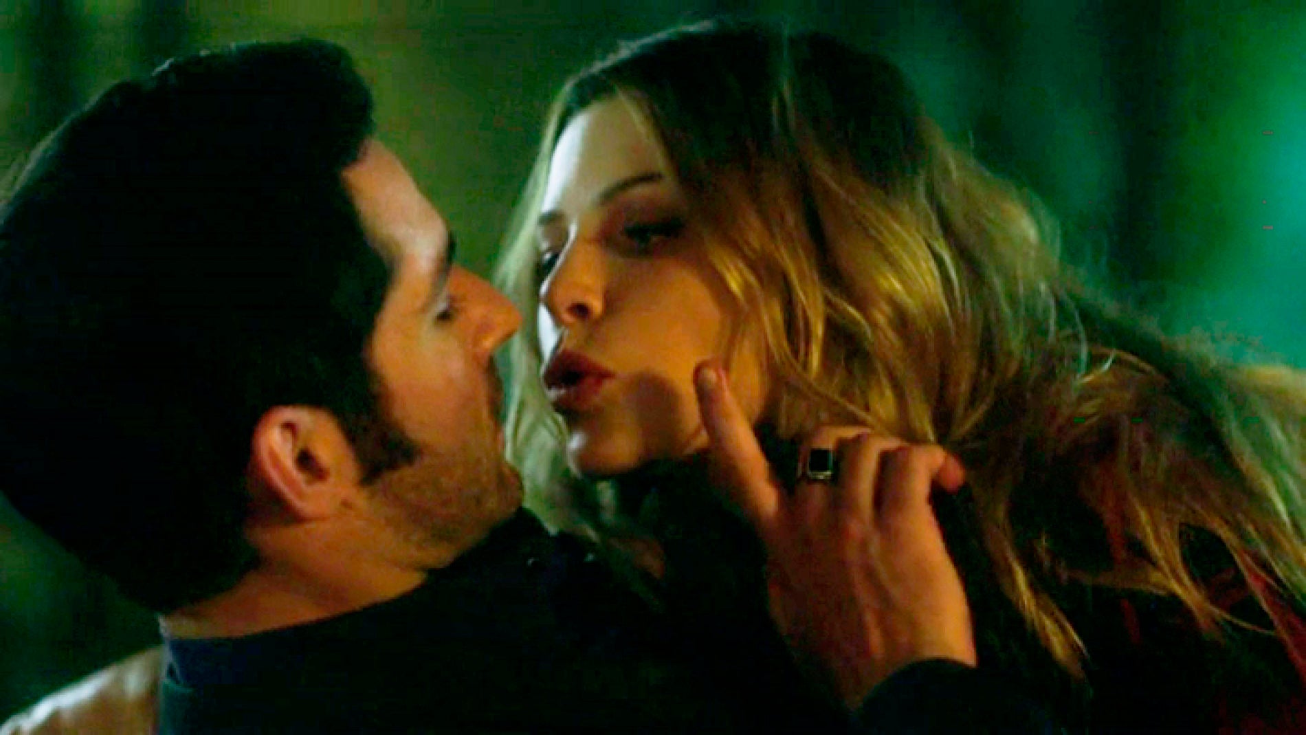 &iquest;Qu&eacute; le pasa a Lucifer con Chloe?