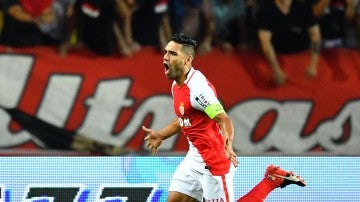 Falcao celebra su gol con el Mónaco