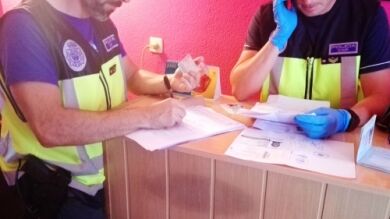 La Policía Nacional libera a una joven de 16 años que era explotada sexualmente en un local de Almería