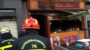 Bar incendiado en Rouen