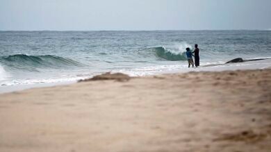 Un padre de Sri Lanka recupera a su hija desaparecida con 2 años en el tsunami de 2004