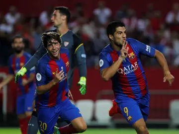 Luis Suárez celebra su tanto ante el Sevilla Luis Suárez celebra su tanto ante el Sevilla