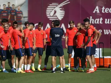 Último entrenamiento del Barcelona antes de viajar a Sevilla Último entrenamiento del Barcelona antes de viajar a Sevilla