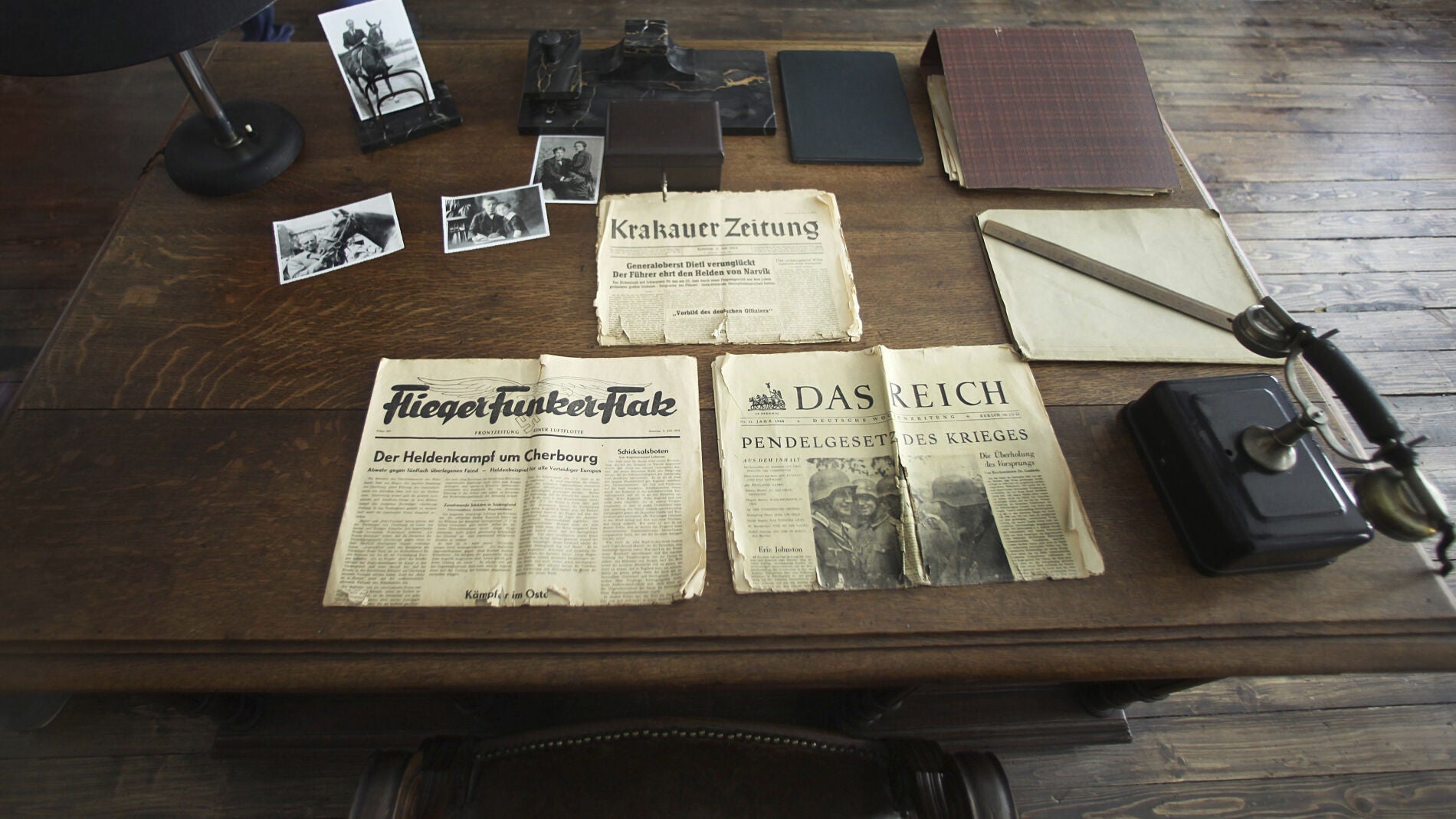  oficina del industrial Oskar Schindler (1908-1974), en su f&aacute;brica de Cracovia