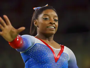 Simone Biles, durante el ejercicio de suelo Simone Biles, durante el ejercicio de suelo