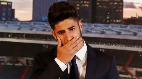 Marco Asensio, emocionado en su presentación con el Madrid Marco Asensio, emocionado en su presentación con el Madrid