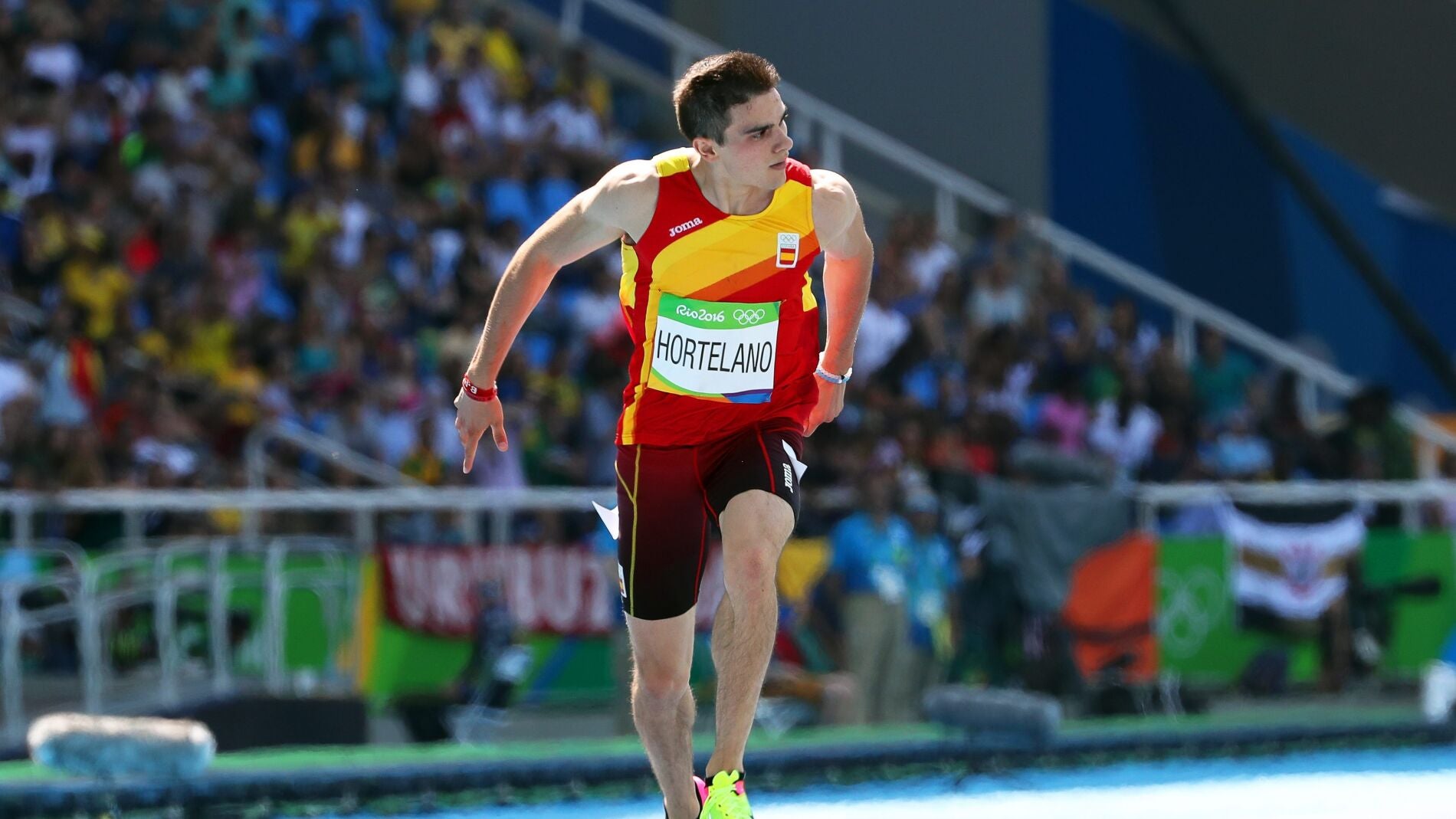 Bruno Hortelano, durante su serie de los 200 metros lisos