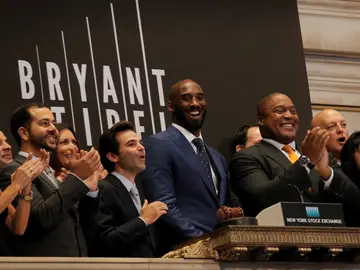 Kobe Bryant, lanzando su compañía de fondos de inversión Kobe Bryant, lanzando su compañía de fondos de inversión